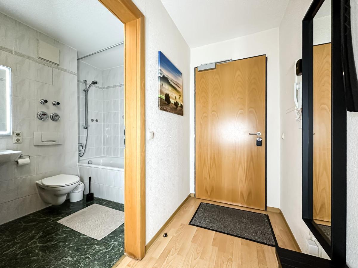 Ambiente-Wohnung - Zentrum Und Park In 5 Minuten Zu Fuss - Parkplatz - Netflix Lipsia Esterno foto