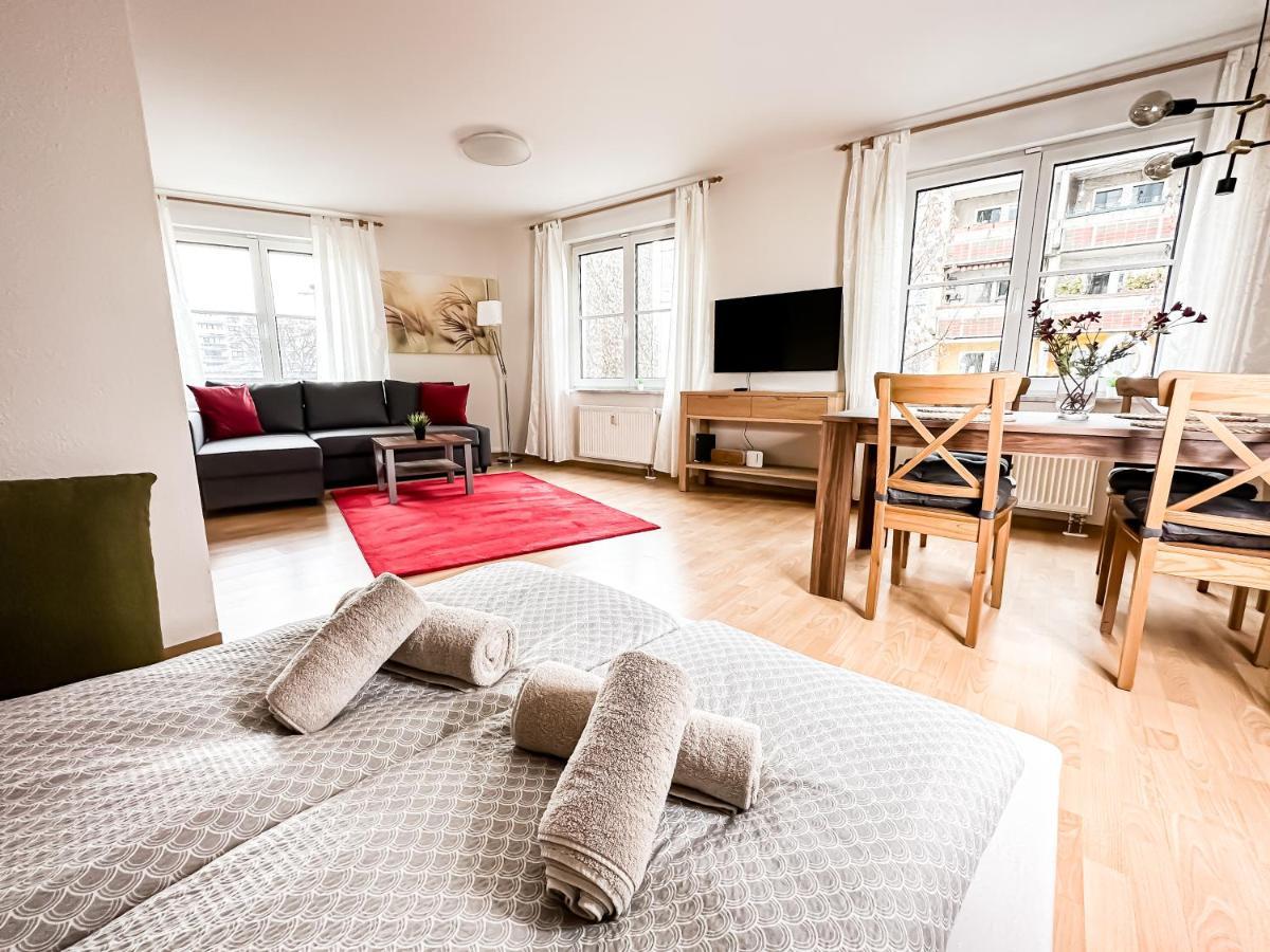 Ambiente-Wohnung - Zentrum Und Park In 5 Minuten Zu Fuss - Parkplatz - Netflix Lipsia Esterno foto
